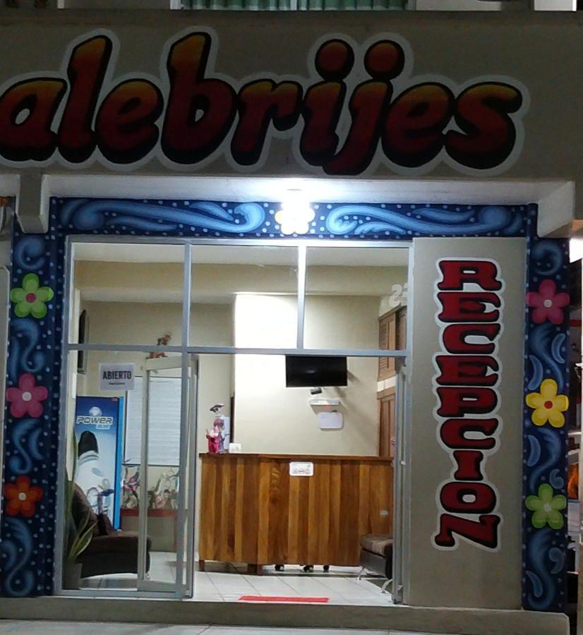 Hotel Alebrijes San Pedro Pochutla 外观 照片
